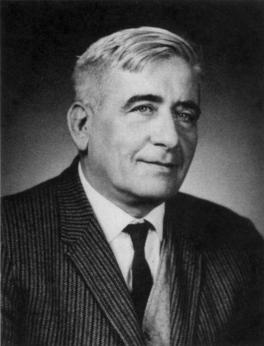 Black and white portrait photograph of Henry Mann.